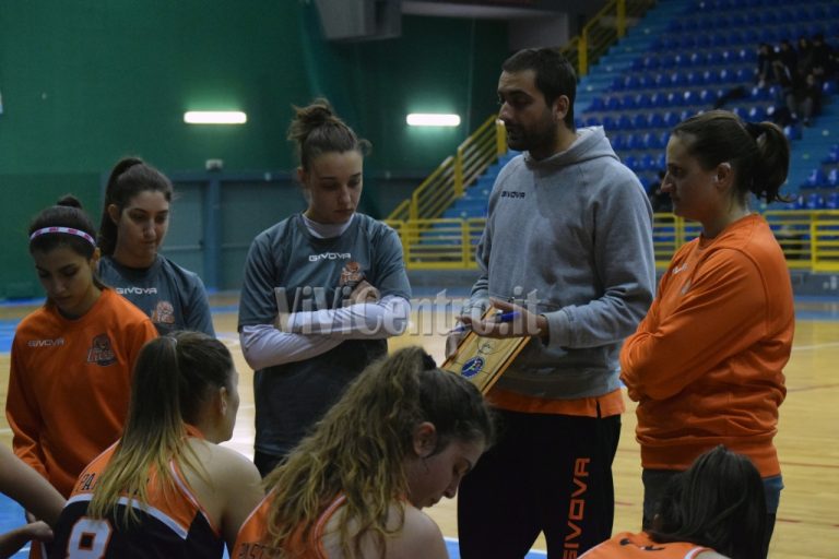 Givova Ladies, coach Ottaviano: “A Salerno in campo agguerrite per vincere”