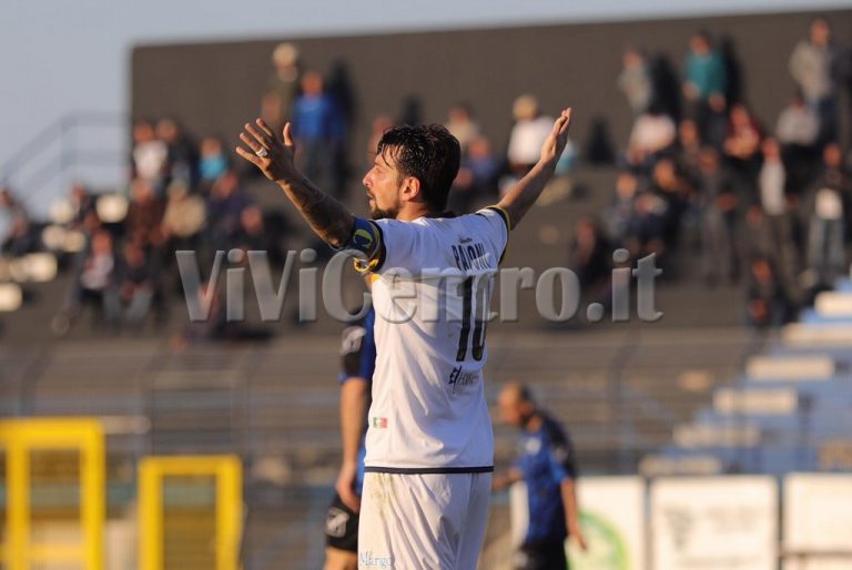 Juve Stabia, i convocati per il big match col Trapani: tre le assenze