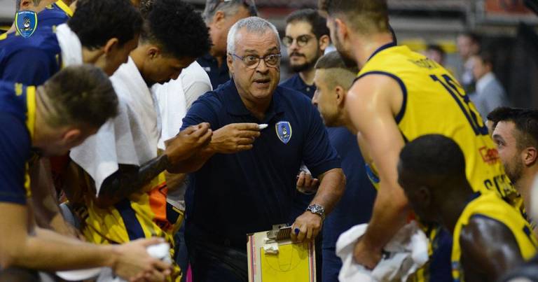 Givova Scafati, domenica sfida alla Benacquista Latina