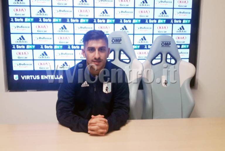 De Luca: “Con la Juve Stabia la vittoria é stata meritata”