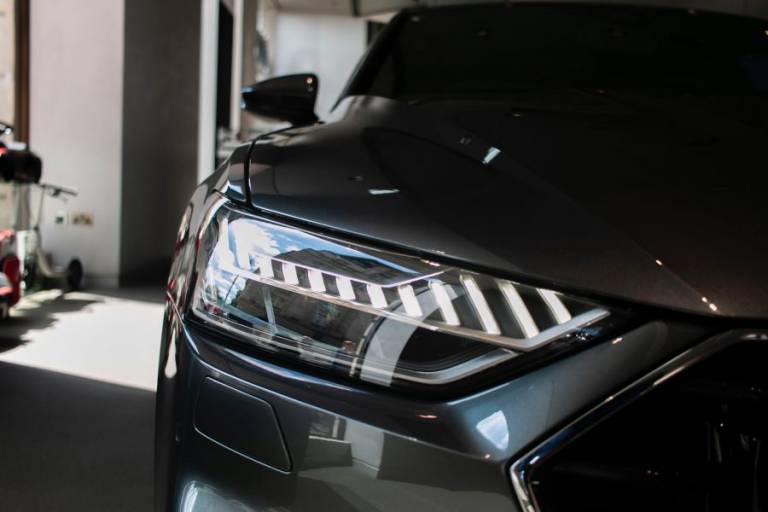 Quanto spendono le famiglie italiane per l’automobile?