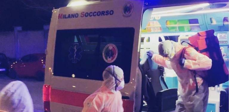 Polemica politica monta mentre il contagio lentamente scende