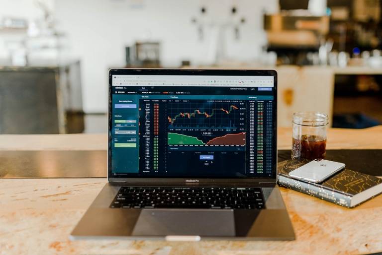 Trading: Imparare dai professionisti per gli investimenti più affidabili