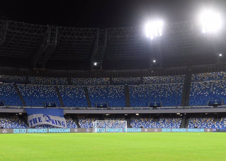 Il Napoli pareggia ed è primo, ma la qualificazione non è blindata