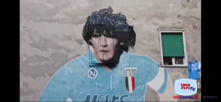 OMAGGIO DI VIVICENTRO A DIEGO ARMANDO MARADONA (VIDEO)