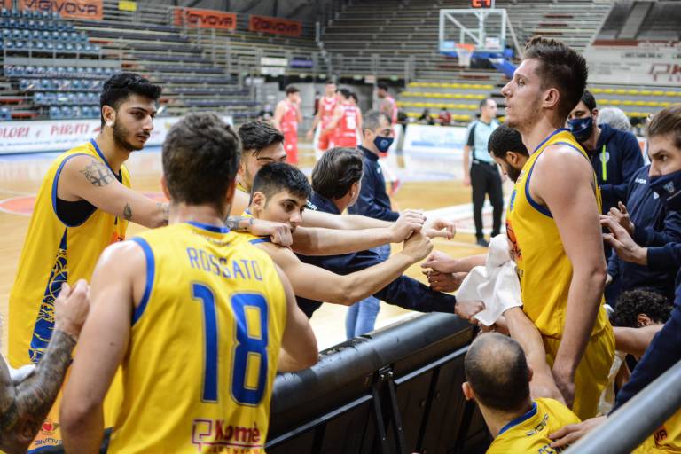 Givova Scafati: a Cento per cercare riscatto e continuare a sognare