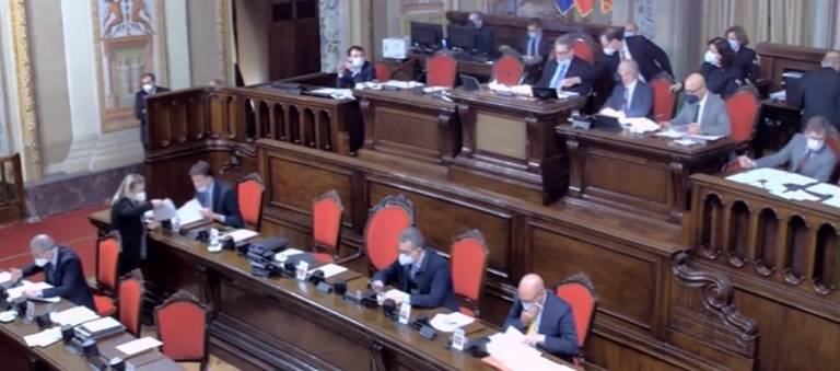 Sindaco per tre mandati nei comuni siciliani fino a 5 mila abitanti