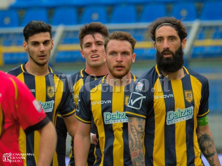 Juve Stabia, i convocati di mister Padalino per il derby con la Paganese