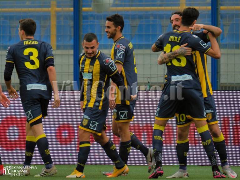 Juve Stabia, i convocati di Padalino per il match col Catanzaro