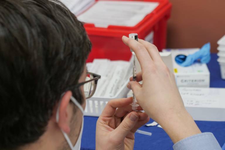 Ordinatamente | Somma: Vaccini? Troppe falle per le persone fragili