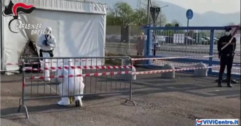 Brescia: una molotov contro tendostruttura centro vaccinale VIDEO