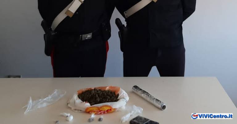 Cirò Marina (KR): Arrestati padre e figlio per traffico di stupefacenti