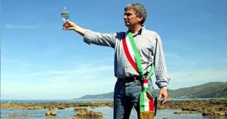 Dario Vassallo e Daniela Riccardi: “così raccontiamo la storia di Angelo” (VIDEO)