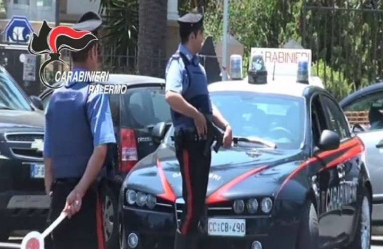 Maxi scooter ad un bambino. Il video on-line, sanzionata la nonna proprietaria