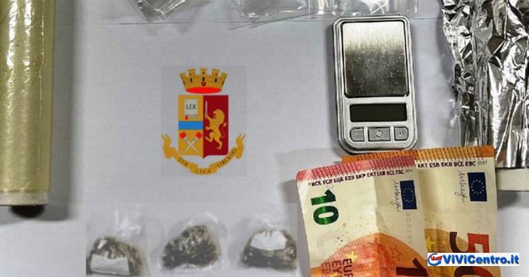 Napoli: arresti e sequestri al Rione Lauro e in Corso Umberto