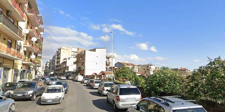 Attentato esplosivo nella notte davanti ad un negozio