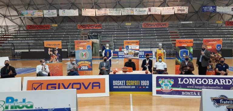 Frank Gaines presentato ufficialmente dalla Givova Scafati: il comunicato