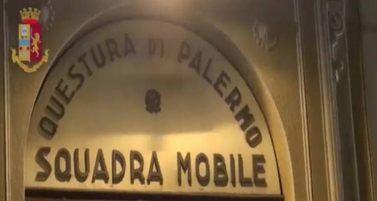 Daspo Willy per tre soci di un motoclub che aggredirono una donna