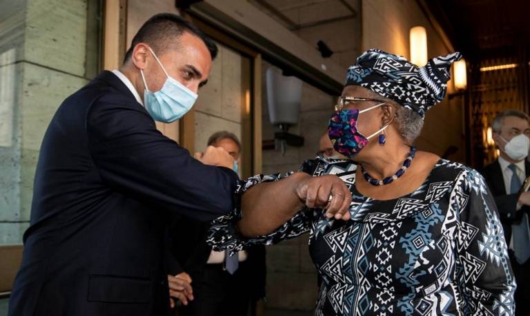 L’Italia insieme all’UE pronta a discutere sulla liberalizzazione dei vaccini