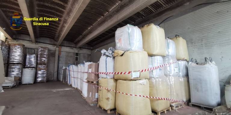 Sequestrate 70 tonnellate di pellet con marchio contraffatto