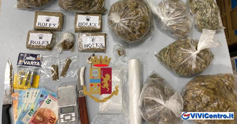 Ercolano: Polizia arresta 25enne ercolanese per spaccio di stupefacenti