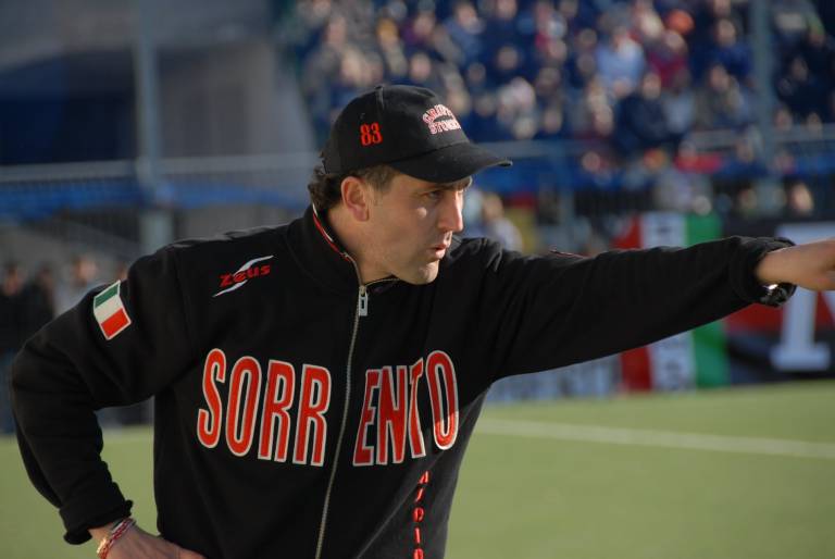 Sorrento, annunciato il nuovo allenatore: Renato Cioffi torna in rossonero