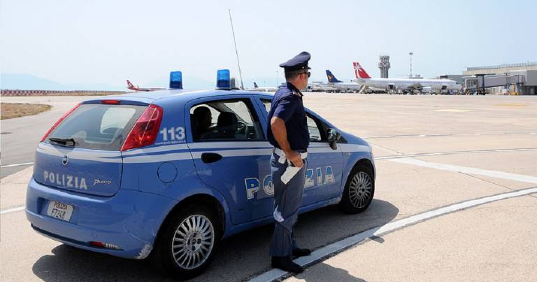 Un cittadino delle Mauritius cercava d’imbarcarsi su un volo per Parigi con documenti falsi