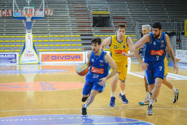 Diego Monaldi firma con la Givova Scafati: colpo da novanta per i gialloblu