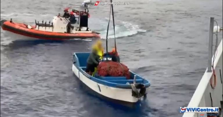 Guardia Costiera, operazione «No Driftnets» contro la pesca illegale