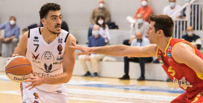 Lorenzo Ambrosin firma con la Givova Scafati: “Orgoglioso di essere qui”