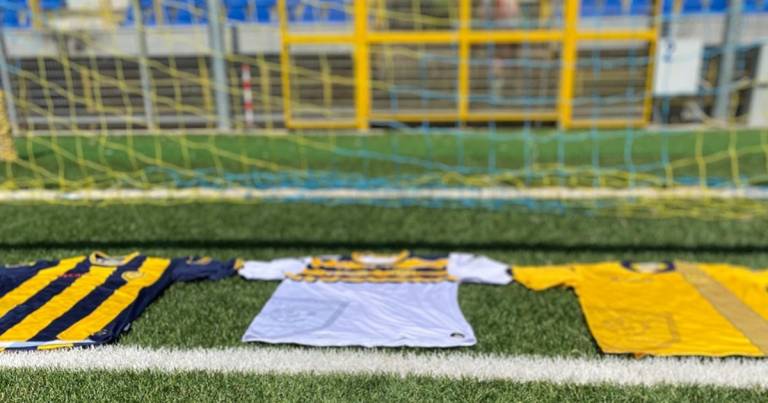 Juve Stabia, le nuove maglie per la stagione agonistica 2021-2022