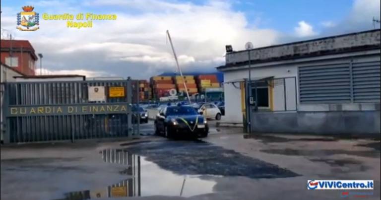 Guardia di Finanza Napoli. Scoperte 2 “Fabbriche del falso” – VIDEO