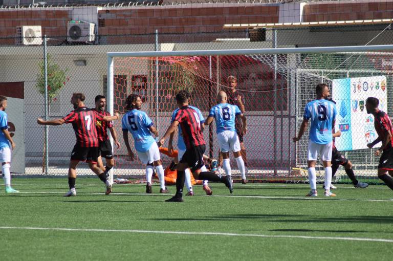 Sorrento nel segno dei “senatori”: termina 0-2 la sfida con la Mariglianese