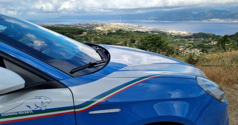 Messinese durante una lite colpisce 2 gambiani con un badile : denunciato