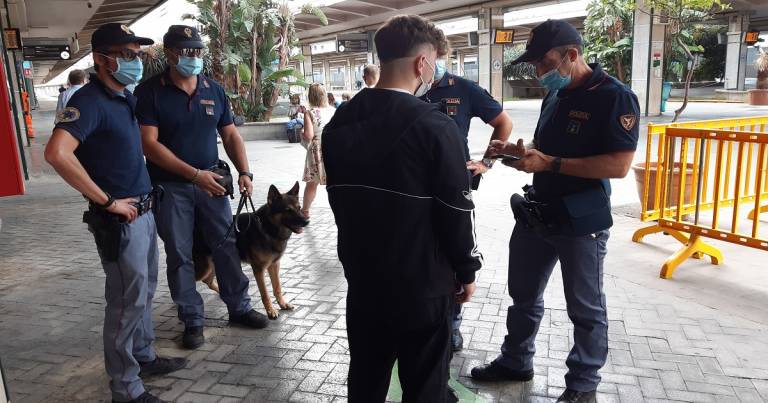 Settimana intensa di controlli con circa 300 pattuglie nelle Stazioni ferroviarie siciliane