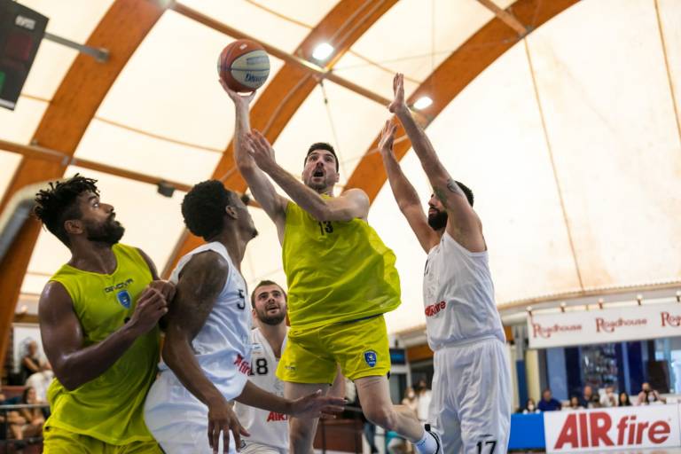 Givova Scafati vittoriosa nel primo scrimmage contro l’Eurobasket Roma