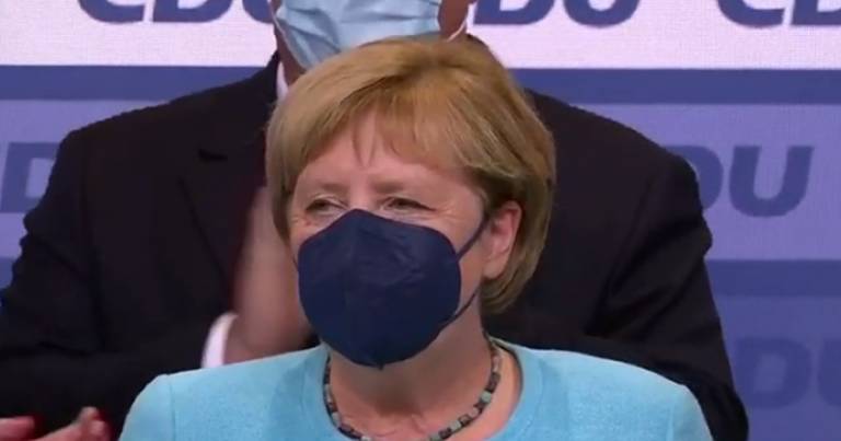 Elezioni Germania; clamorosa sconfitta della Merkel alle preliminari