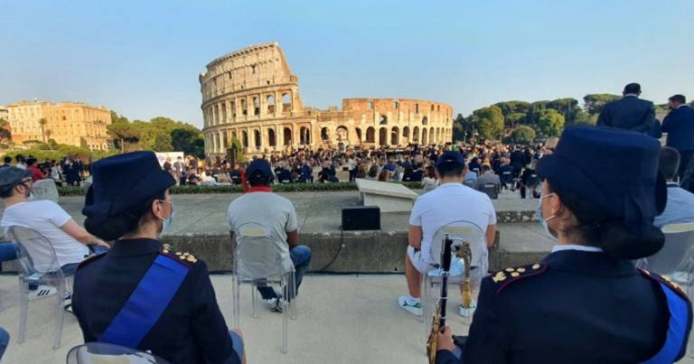 San Michele Arcangelo; tutta l’Italia festeggia la Polizia di stato