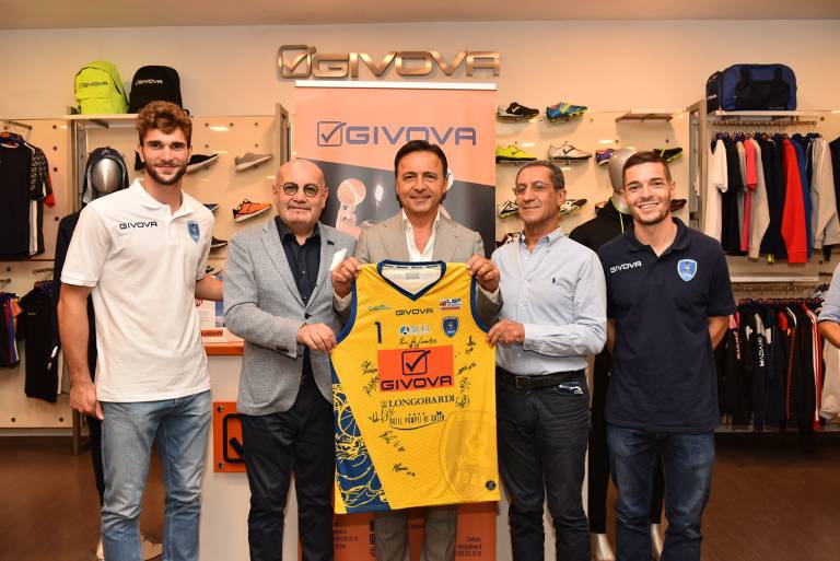Givova e Basket Scafati, si rinnova la partnership tra le due realtà dell’Agro