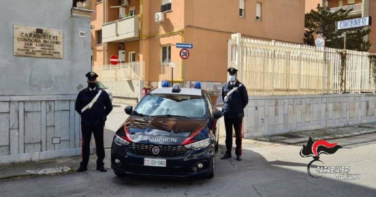 Sedato e rapinato: fermata una giovane donna