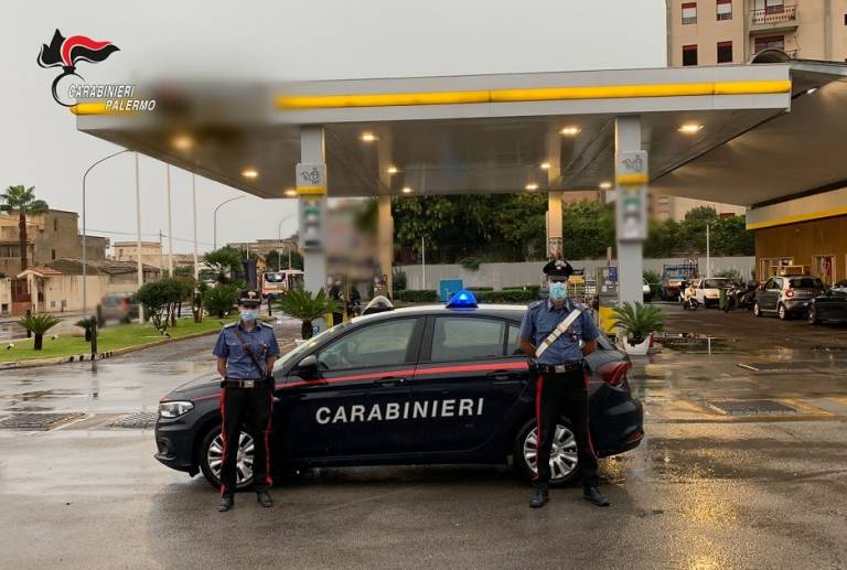 Tentata rapina, arrestati in carcere 4 palermitani