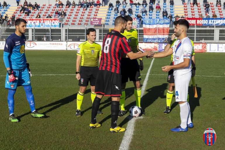 Sorrento beffato, a Casarano non si va oltre l’1 a 1