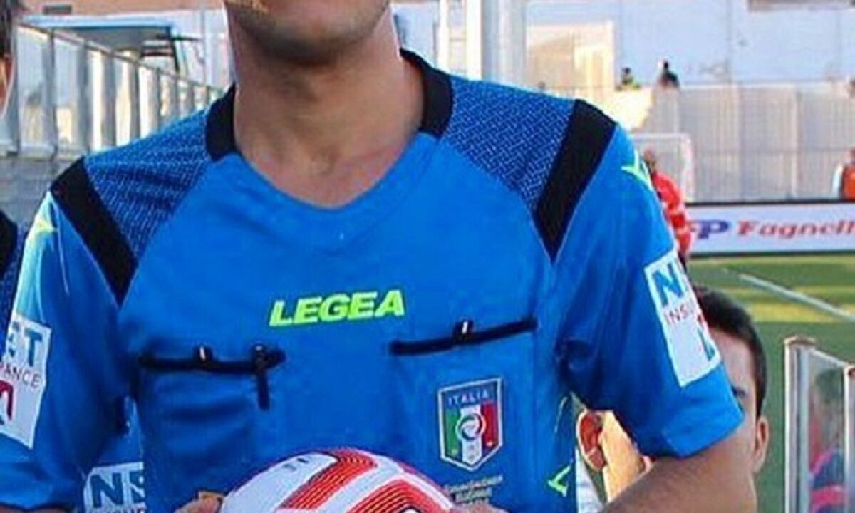 Enrico Gemelli di Messina arbitra J. Stabia-A. Cerignola