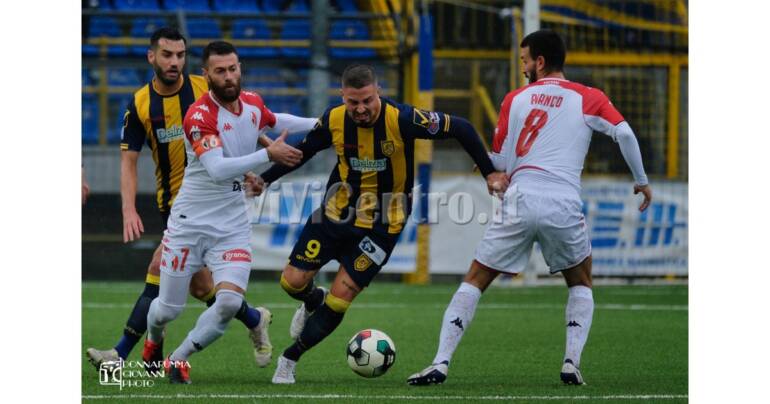 Eusepi, il bomber tuttofare delle Vespe – Sotto La Lente