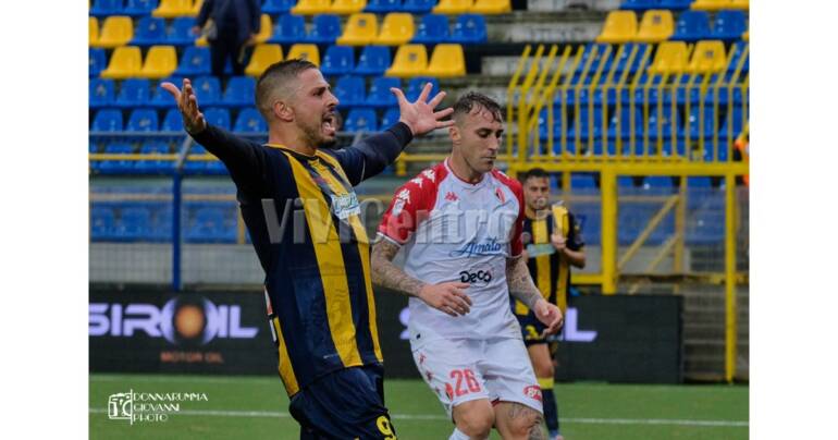 Juve Stabia, Eusepi assolto dal Tribunale Nazionale Antidoping. Ma perchè a pagare devono essere sempre le Vespe e i suoi tifosi?