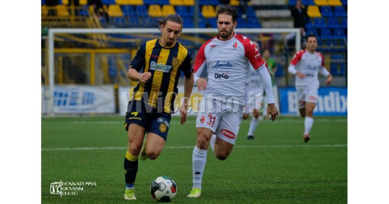 Stoppa, il Millennial goleador delle Vespe – Sotto La Lente