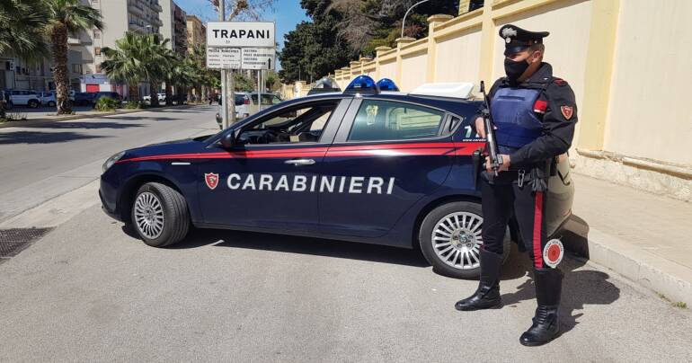 Scoperto un fiorente traffico di cocaina e hashish: 5 le misure cautelari eseguite