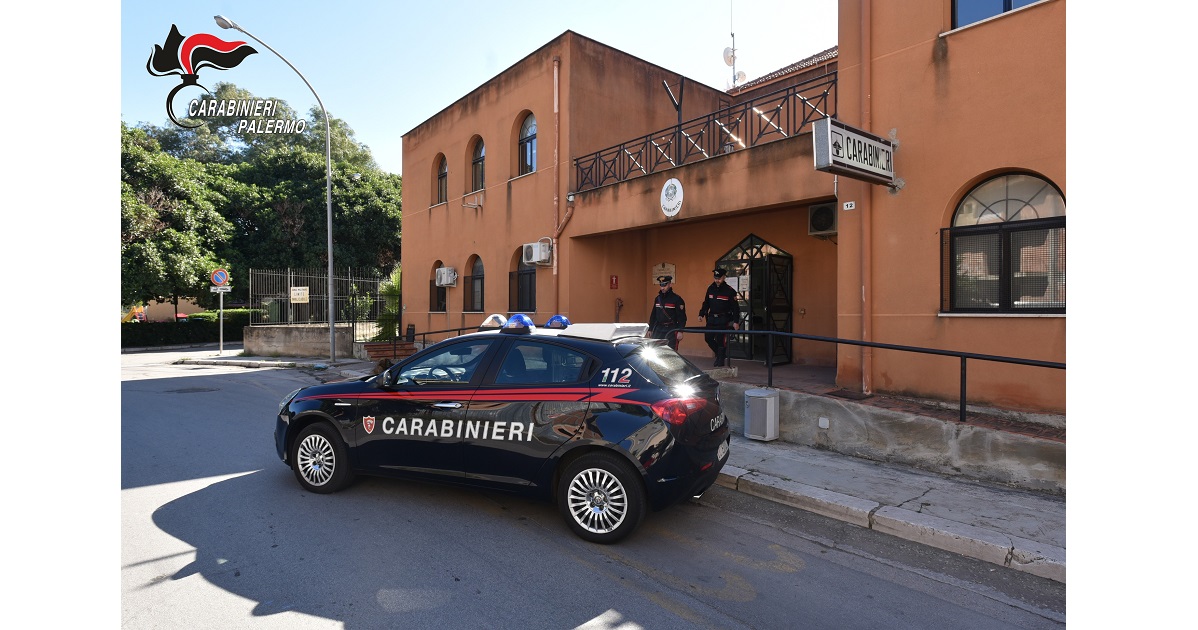 I CC di Partinico (PA) hanno eseguito 12 misure cautelari nei confronti di un sodalizio che spacciava