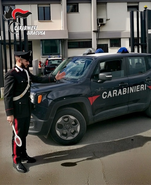 I CC di Lentini (SR) congiuntamente ai Carabinieri di Librino (CT) hanno arrestato un 39enne catanese pregiudicato