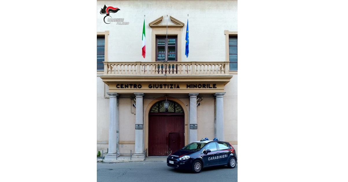 I CC di Palermo hanno tratto in arresto tre giovani, fra cui un minorenne